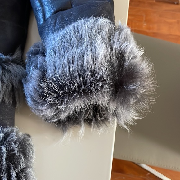 Natural fur coat for girl 5-7 years old very light weight - Picture 3 of 11